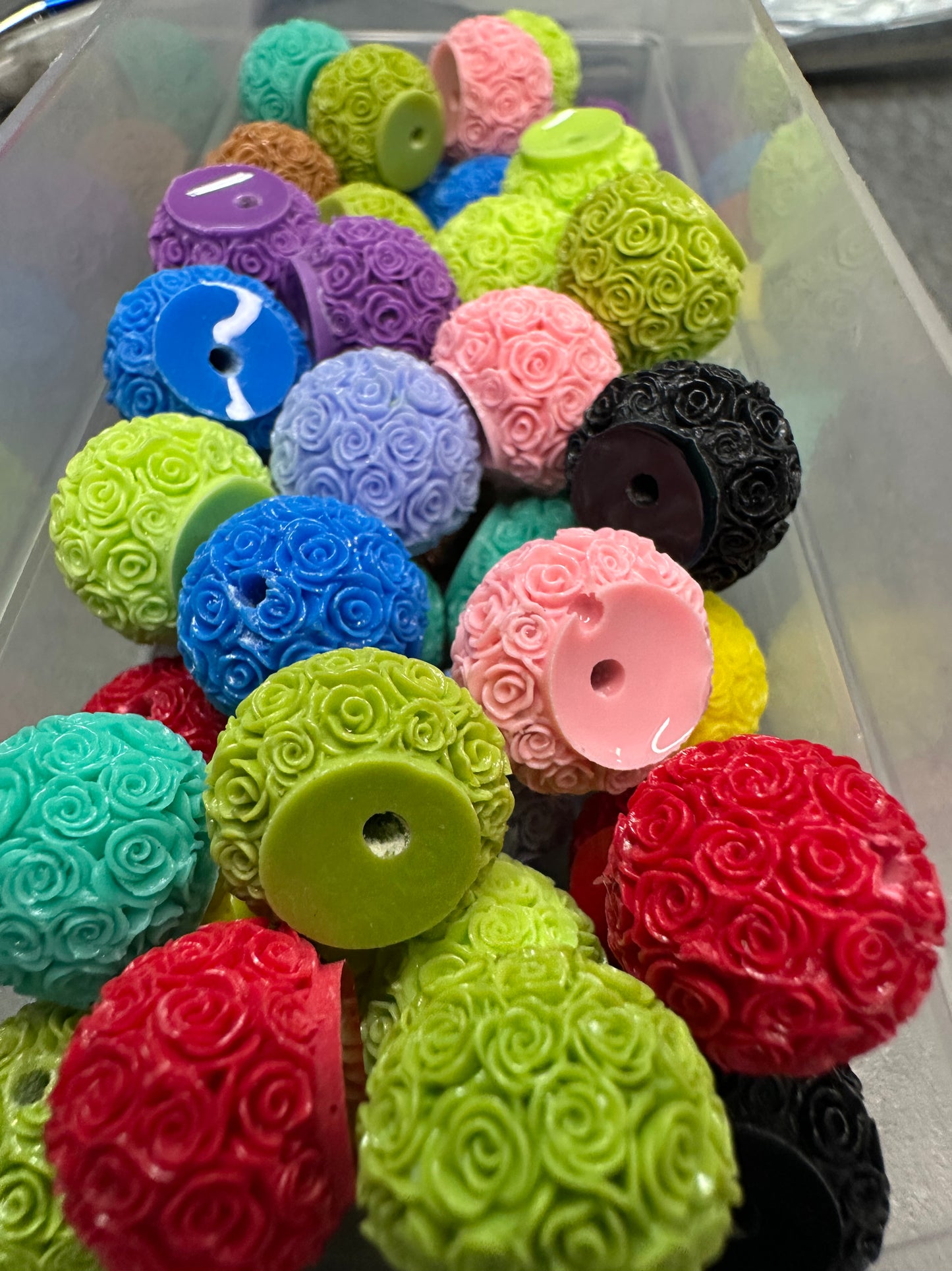 Roses carved multi color wheel beads/ spacers/ jewelry Bead/ beadable pen beads/ keychain bead/bead/17mm beads/abacus/ silicone / engraved silicone beads