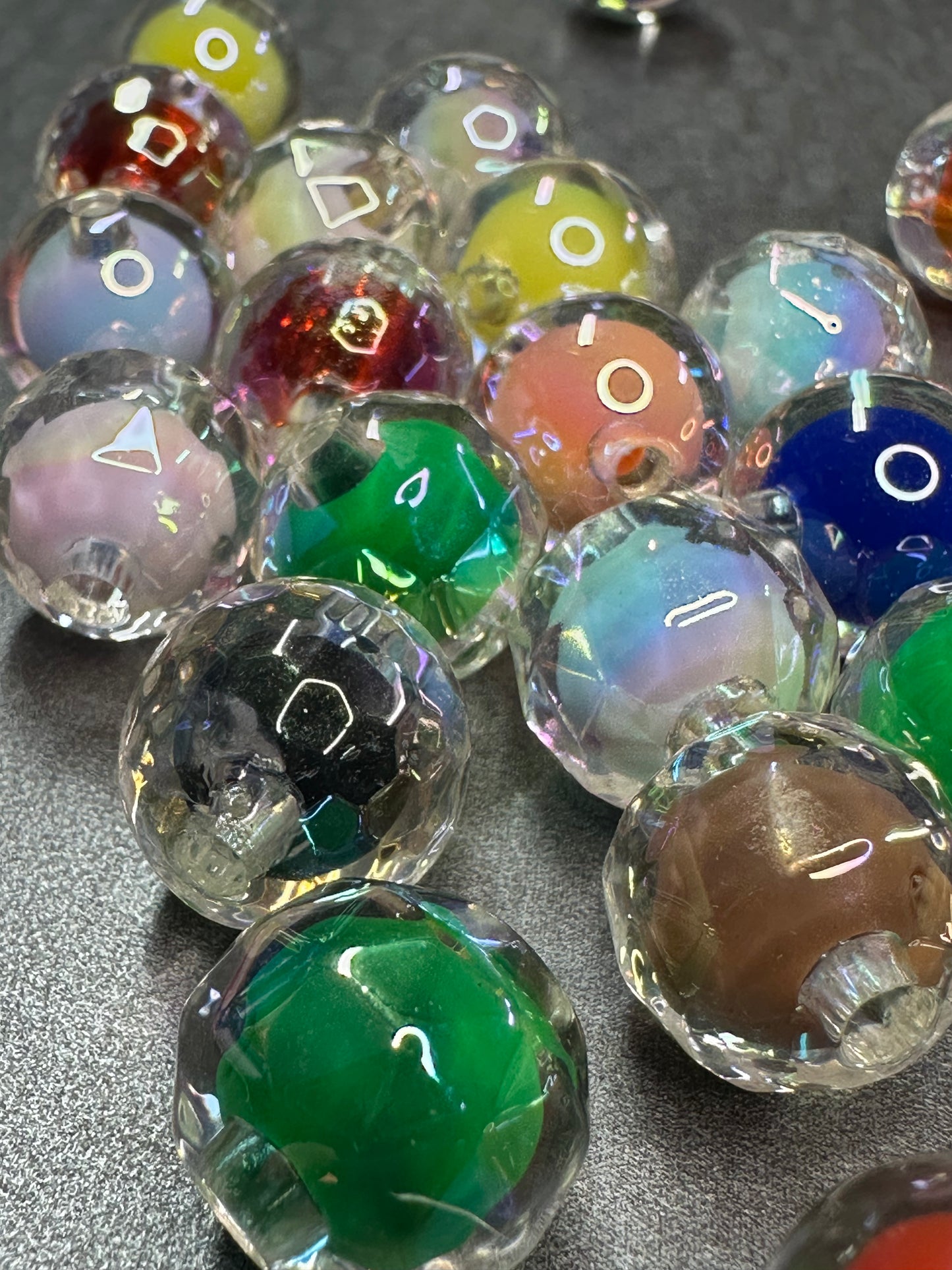 Double faceted beads/Ten (10) beads / jewelry Beads/ beadable pen/ keychain bead/ acrylic/ 16mm