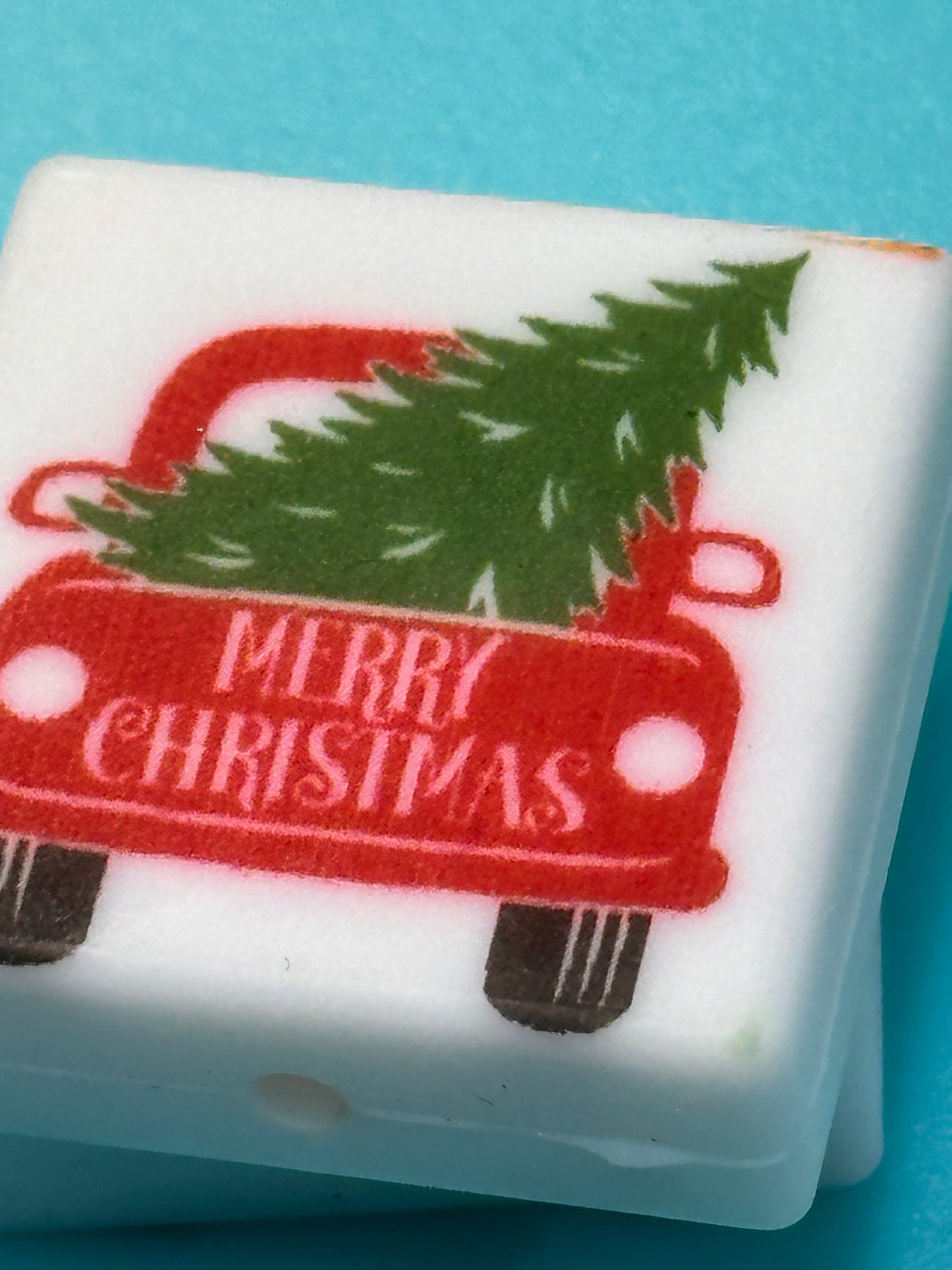 Christmas Focal Bead/ beadable pen/ Silicone bead/ keychain bead/ Merry Christmas/ red truck/ old truck/ tree