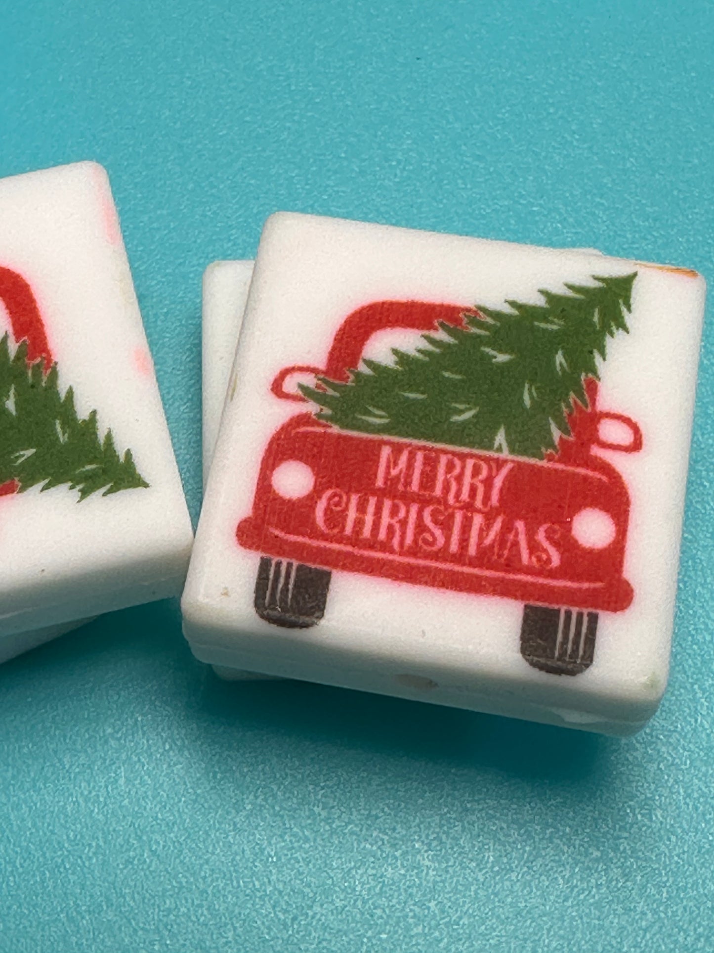 Christmas Focal Bead/ beadable pen/ Silicone bead/ keychain bead/ Merry Christmas/ red truck/ old truck/ tree