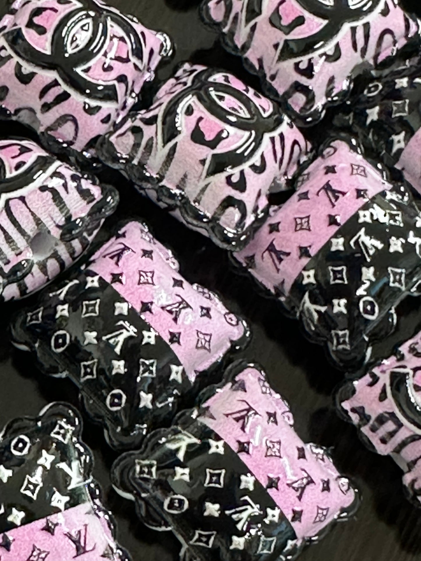 Favorite fancy pillow acrylic focal bead- set of 2/ focal bead/ pen beading / keychain bead/choose from two designers