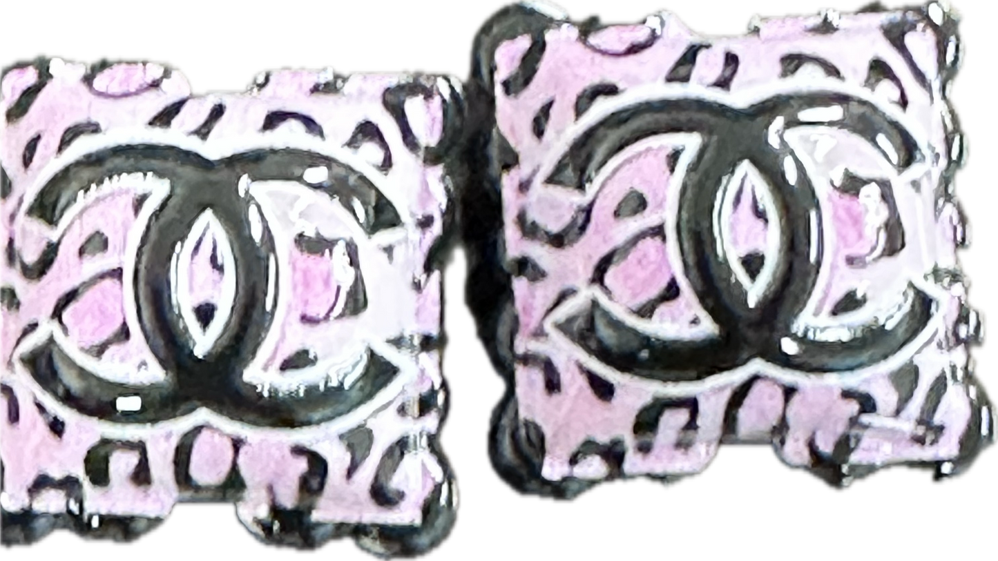 Favorite fancy pillow acrylic focal bead- set of 2/ focal bead/ pen beading / keychain bead/choose from two designers