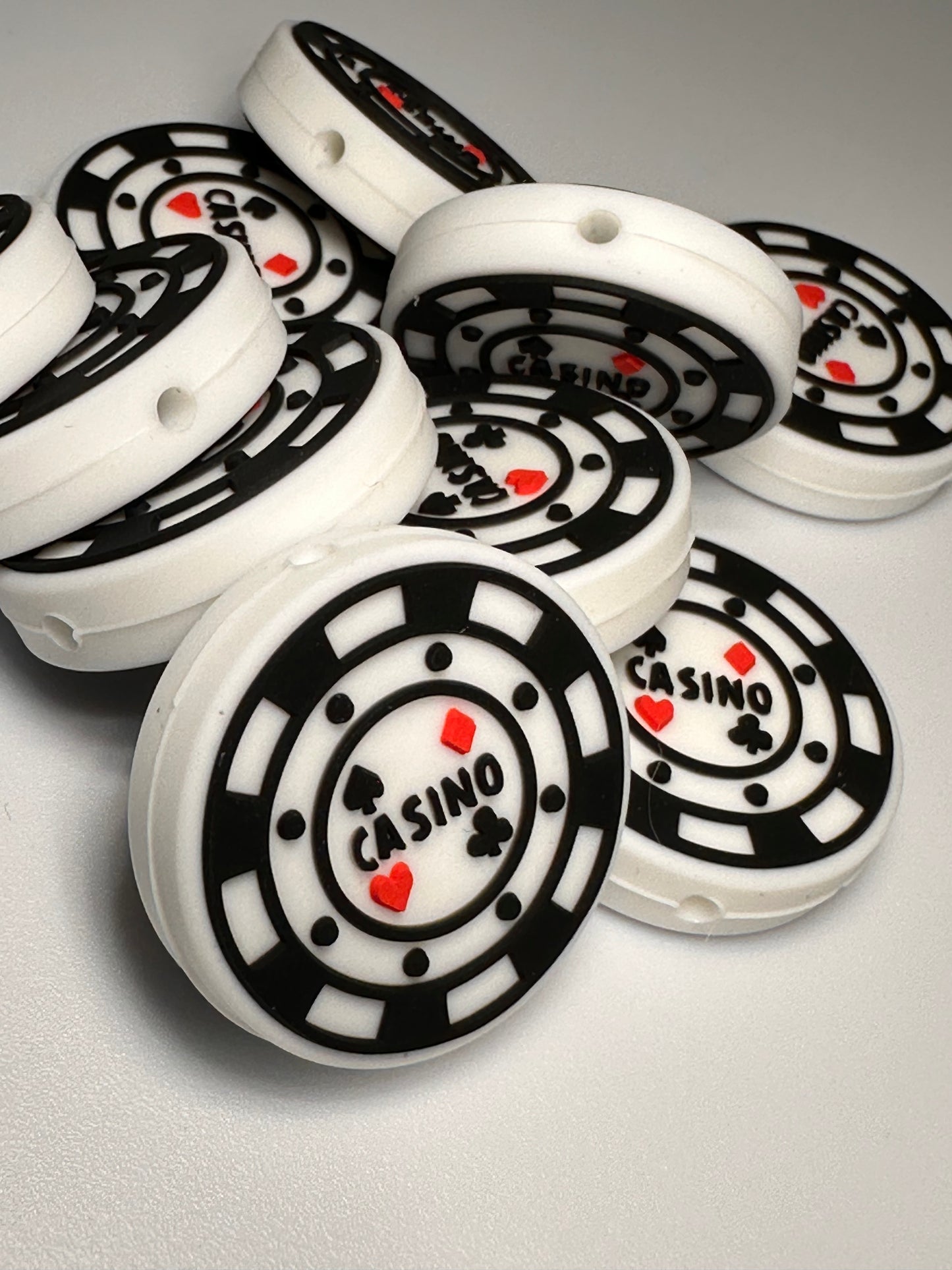 Casino focal bead/ slot machine/ casino chips/ Vegas/ sin city/ cruise/ poker chip