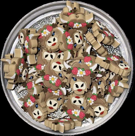 Highland Cow Focal Bead/ beadable pen/ Silicone  bead/ cow/ keychain bead