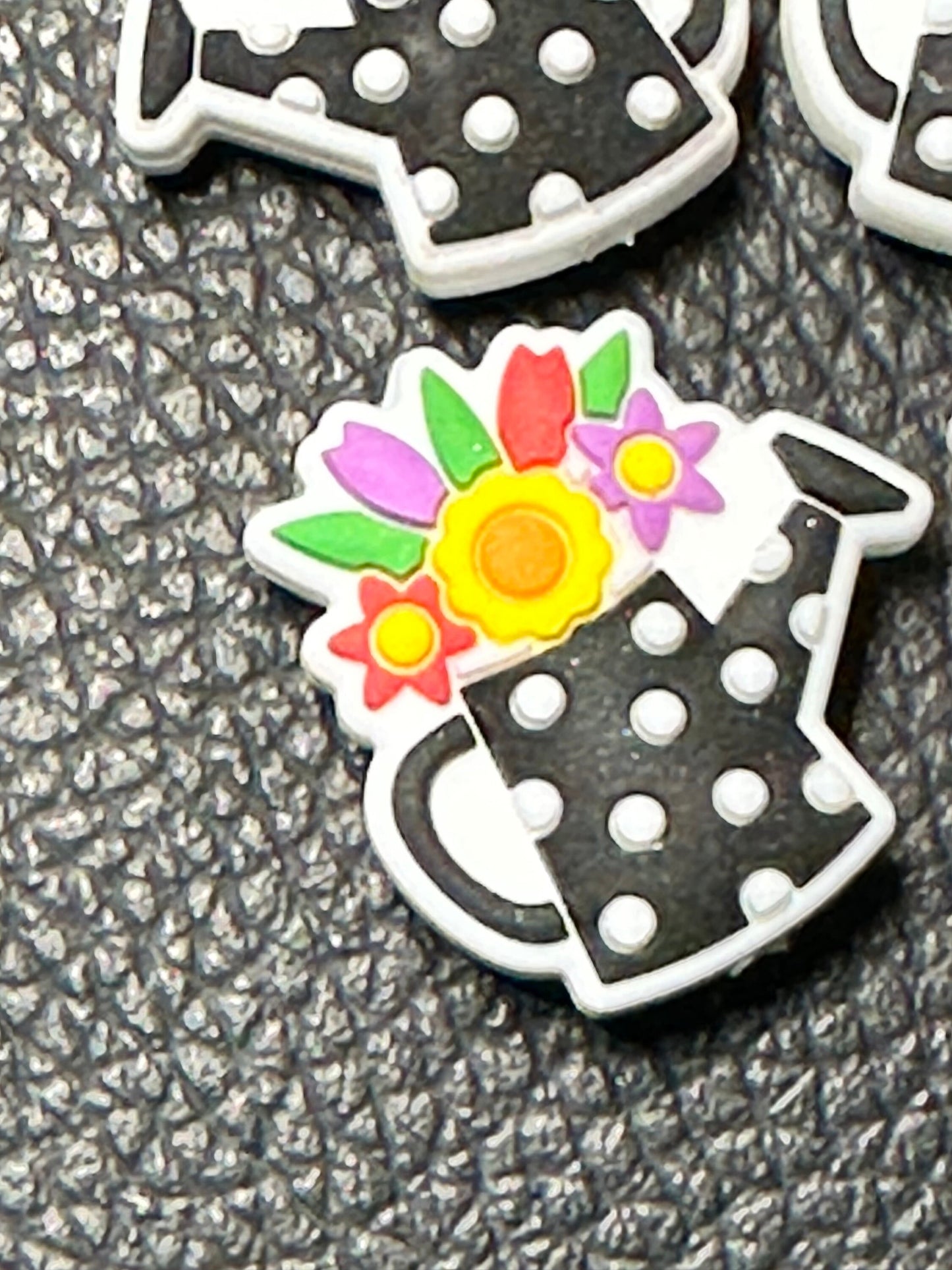 Cute watering can with flower/  Focal Bead/ beadable pen/ Silicone  bead/ keychain bead/ Summer/ dots
