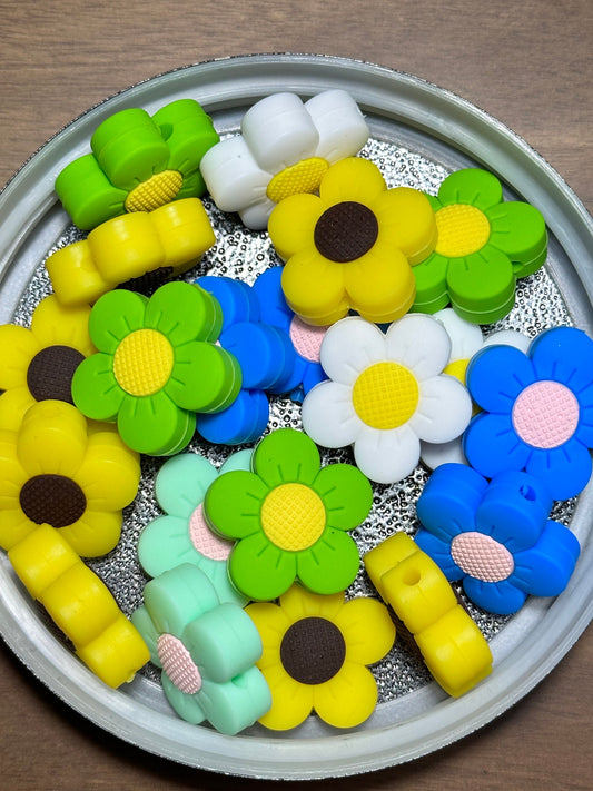 Bright Puffy flowers/ Focal Bead/ beadable pen/ Silicone  bead/ keychain bead/ Daisy/ Sunflower