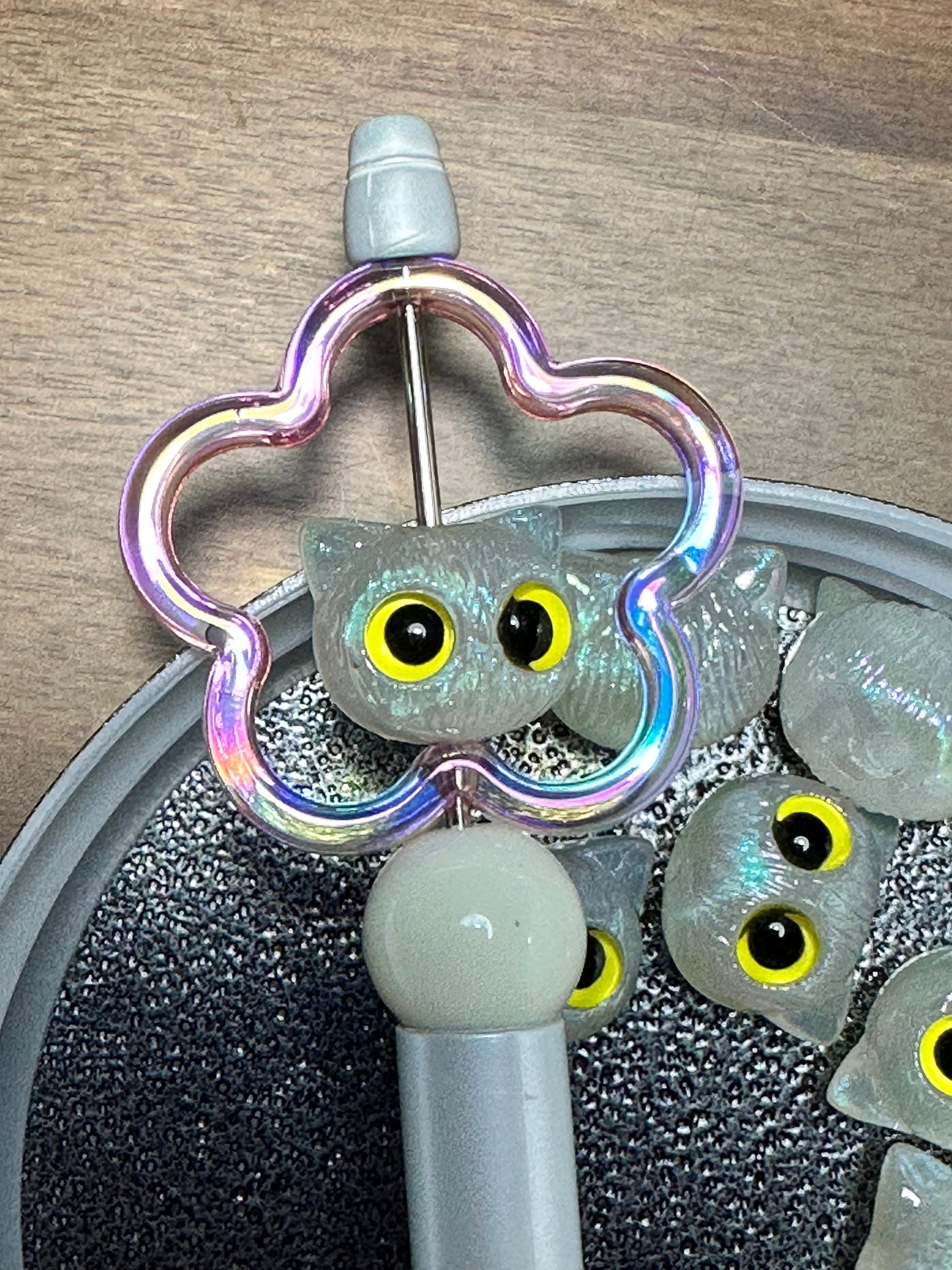Owl head/ Ten (10) Bead/ beadable pen/ Acrylic bead/ keychain beads/ Luminous/ Glow eyes