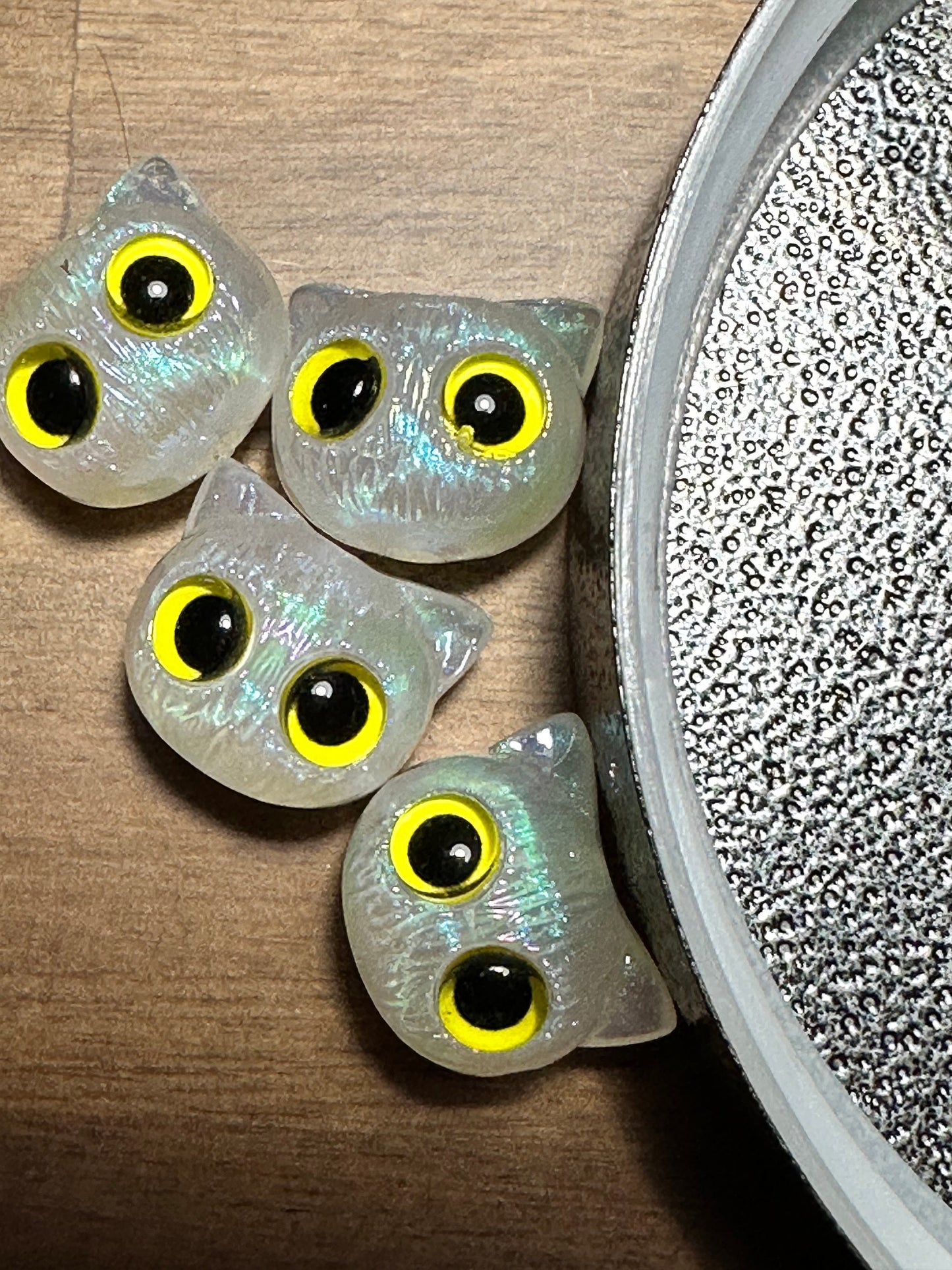 Owl head/ Ten (10) Bead/ beadable pen/ Acrylic bead/ keychain beads/ Luminous/ Glow eyes