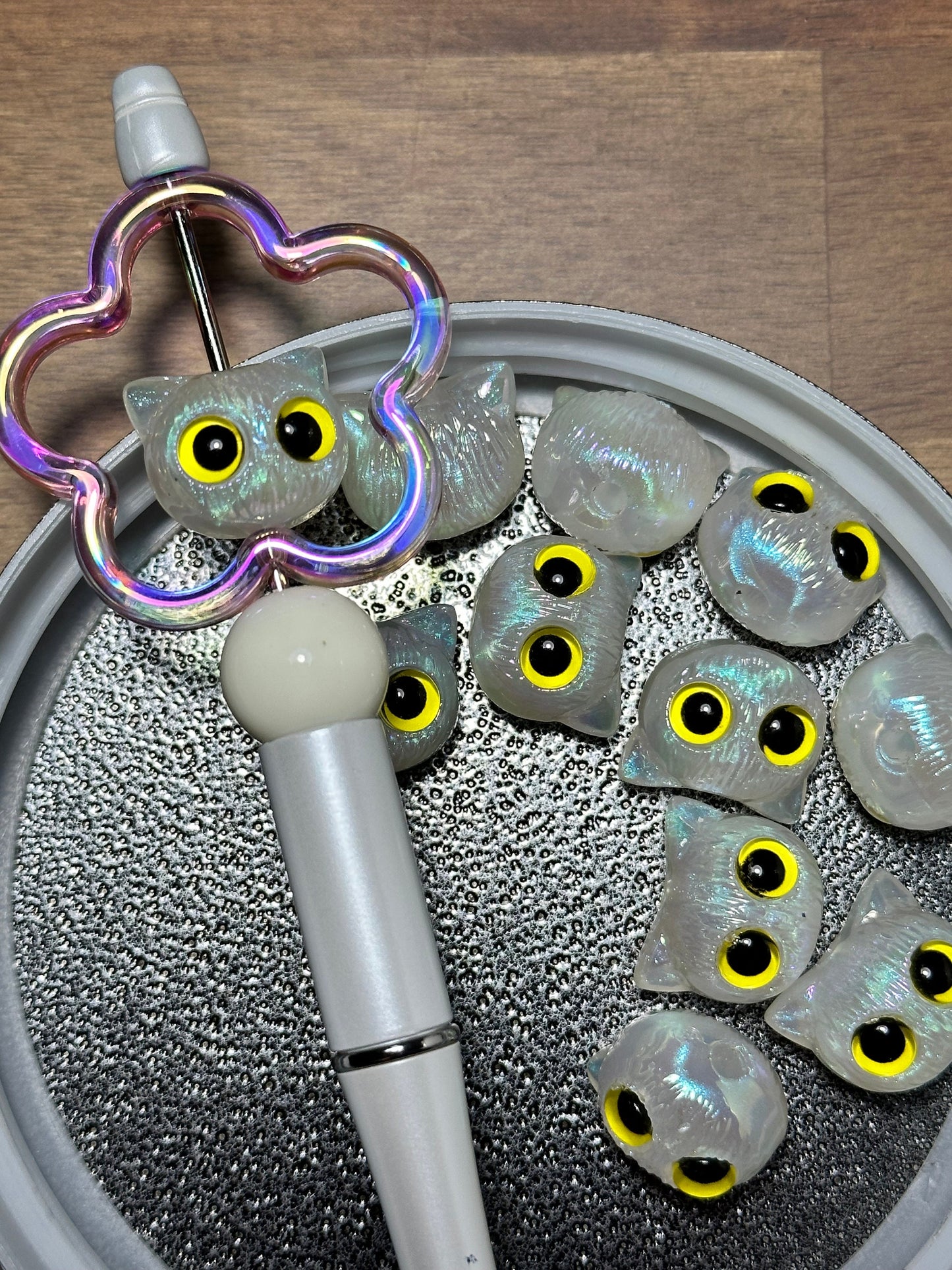 Owl head/ Ten (10) Bead/ beadable pen/ Acrylic bead/ keychain beads/ Luminous/ Glow eyes