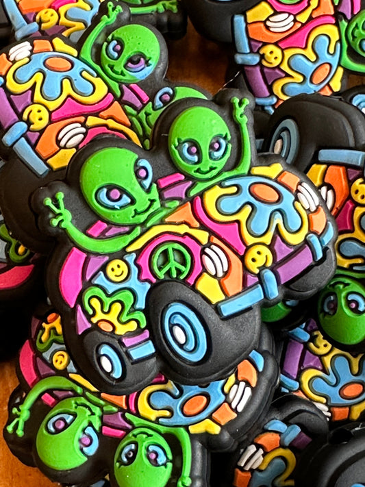 Alien/ Groovy buggy/Focal Bead/beadable pen/Silicone  bead/ keychain bead/ unique