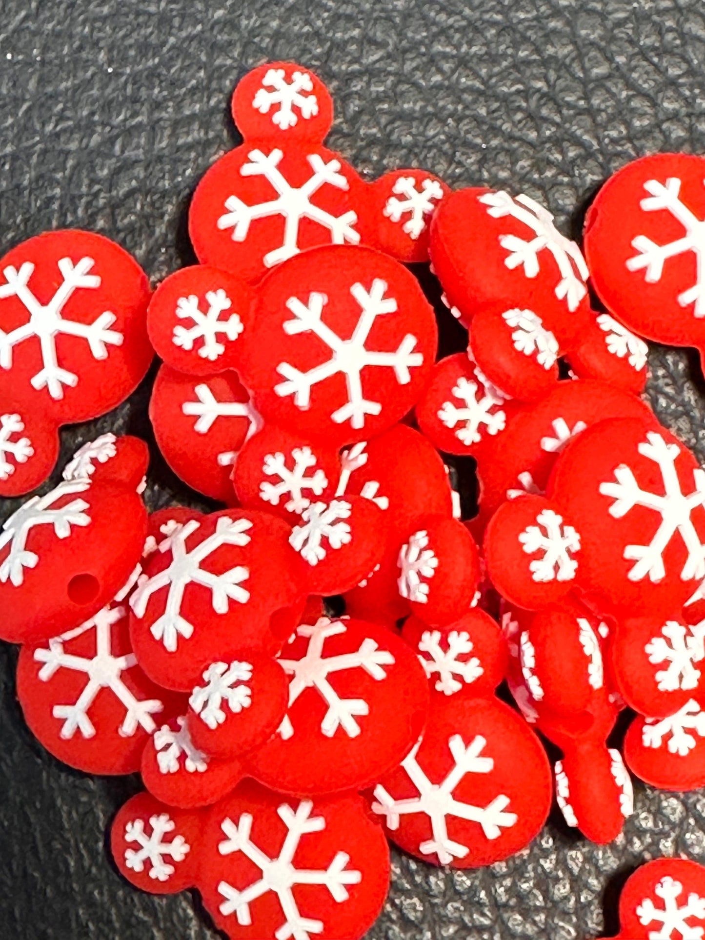 Christmas focal bead/ Silicone  bead/ keychain bead/ snowflakes/