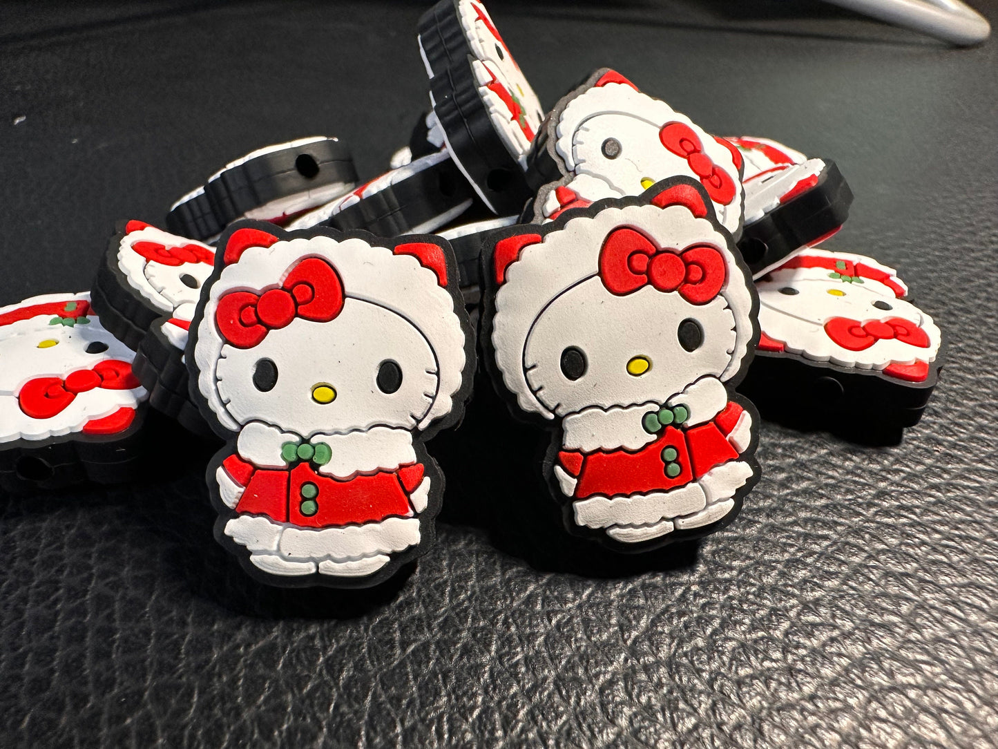 Christmas focal bead /Focal Bead/ beadable pen/ Silicone  bead/ keychain bead/ cat