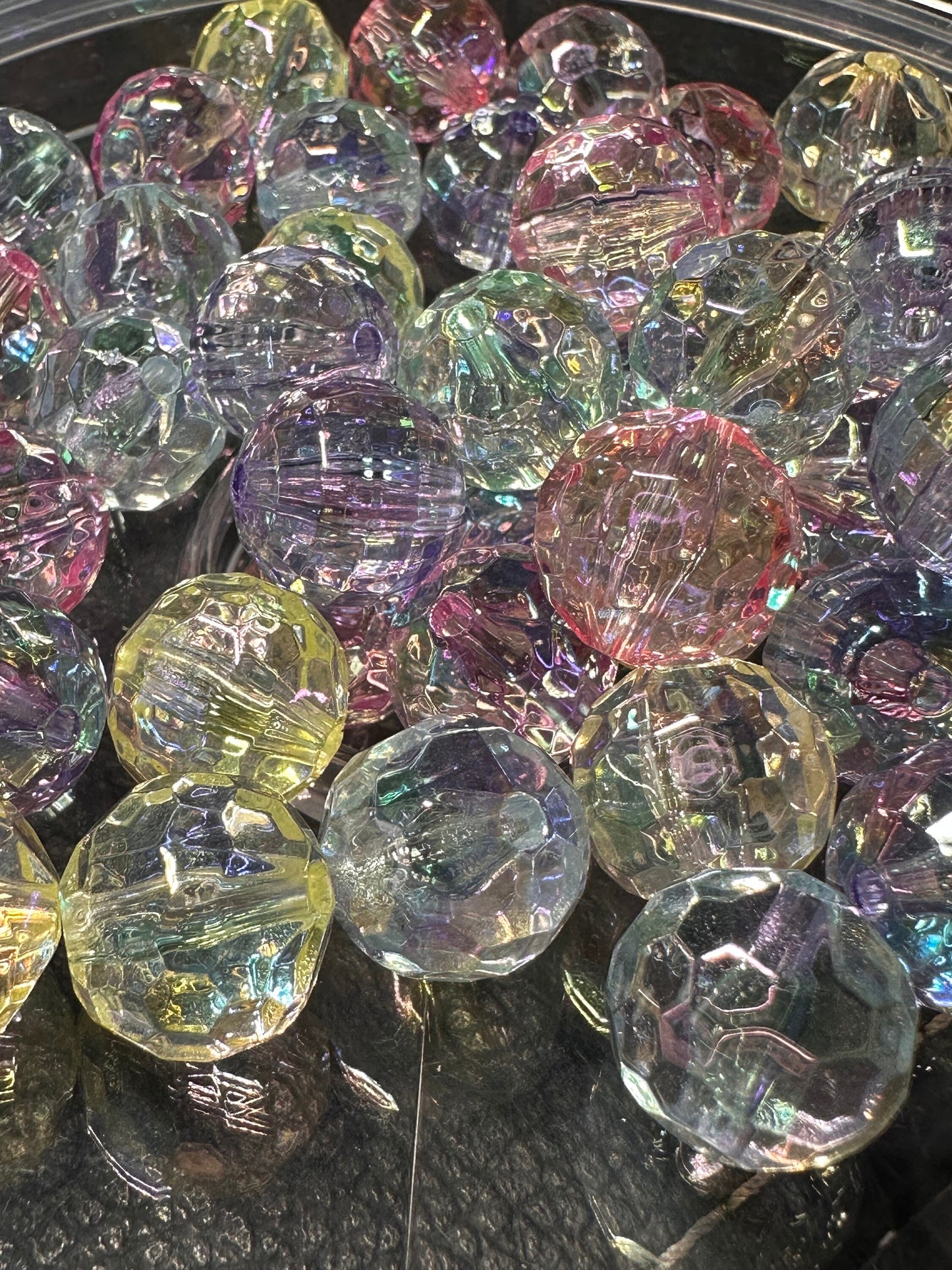 Resin faceted clear beads / see thru beads/clear 16mm beads/ sparkle beads/ pen beading beads/ bling beads/ keychain beads/ DIY/ Ten beads included (10)