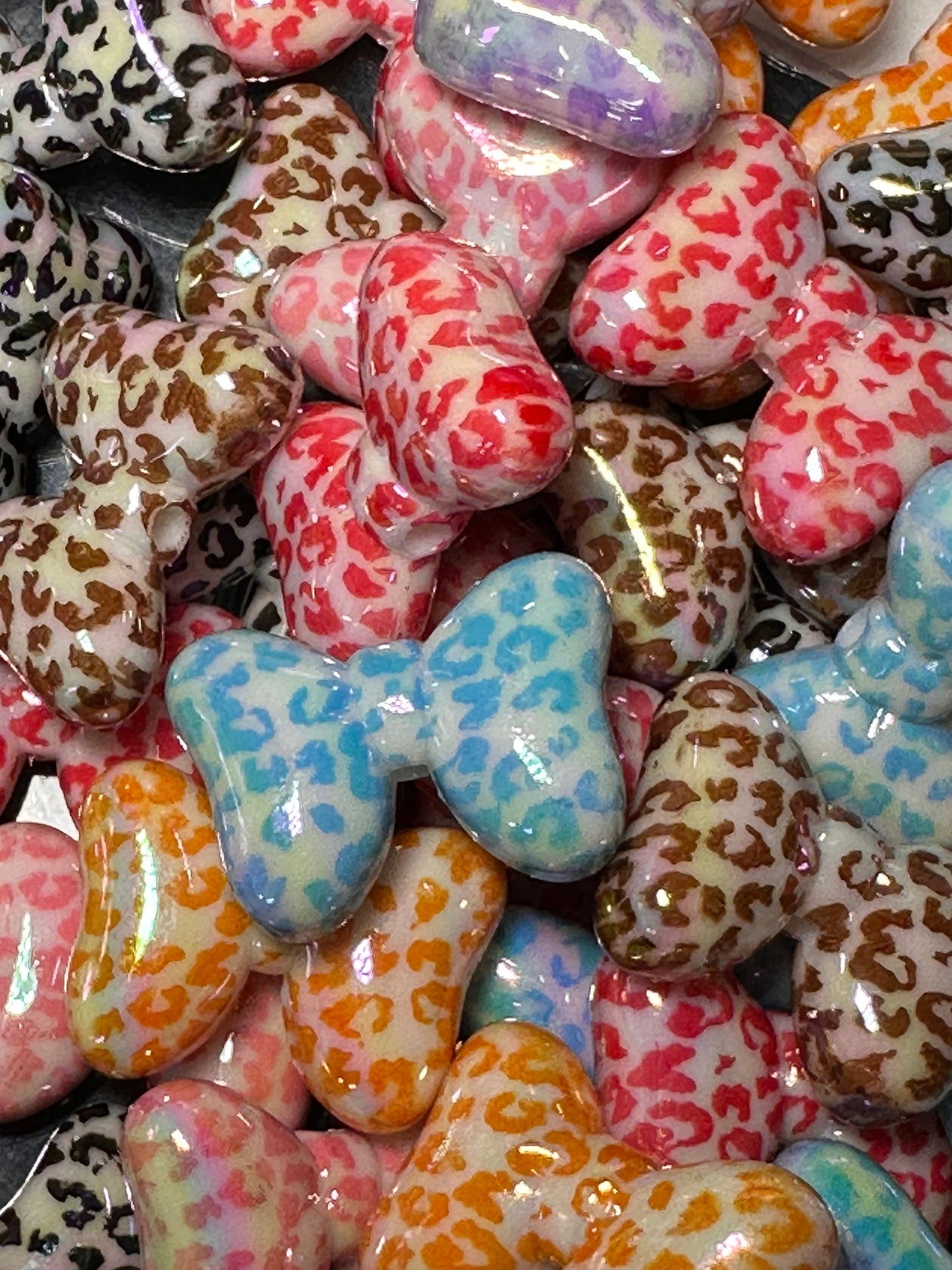 Leopard print bow beads/leopard beads/pen beading beads/bow shaped beads/ keychain beads/ DIY