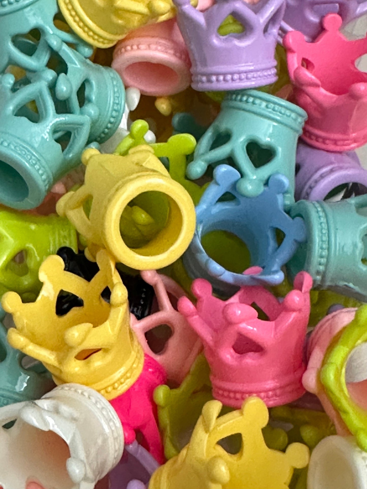 Plastic crown shaped beads included/unique beads/ beadable pen/ keychain bead/assorted colors/